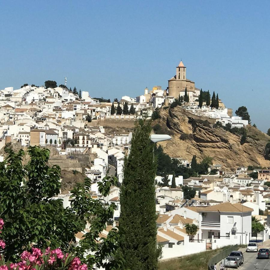 Cortijo Rocas Altas Villa Iznájar Exteriör bild