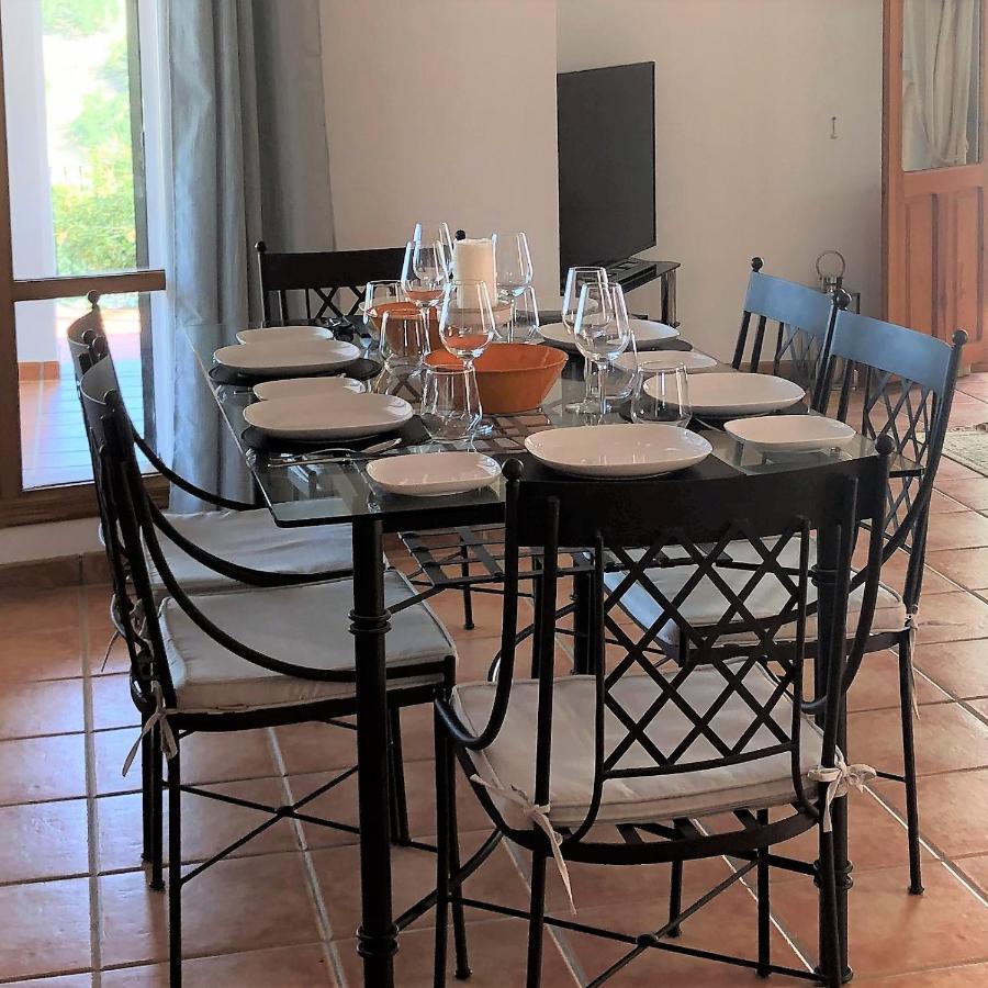 Cortijo Rocas Altas Villa Iznájar Exteriör bild