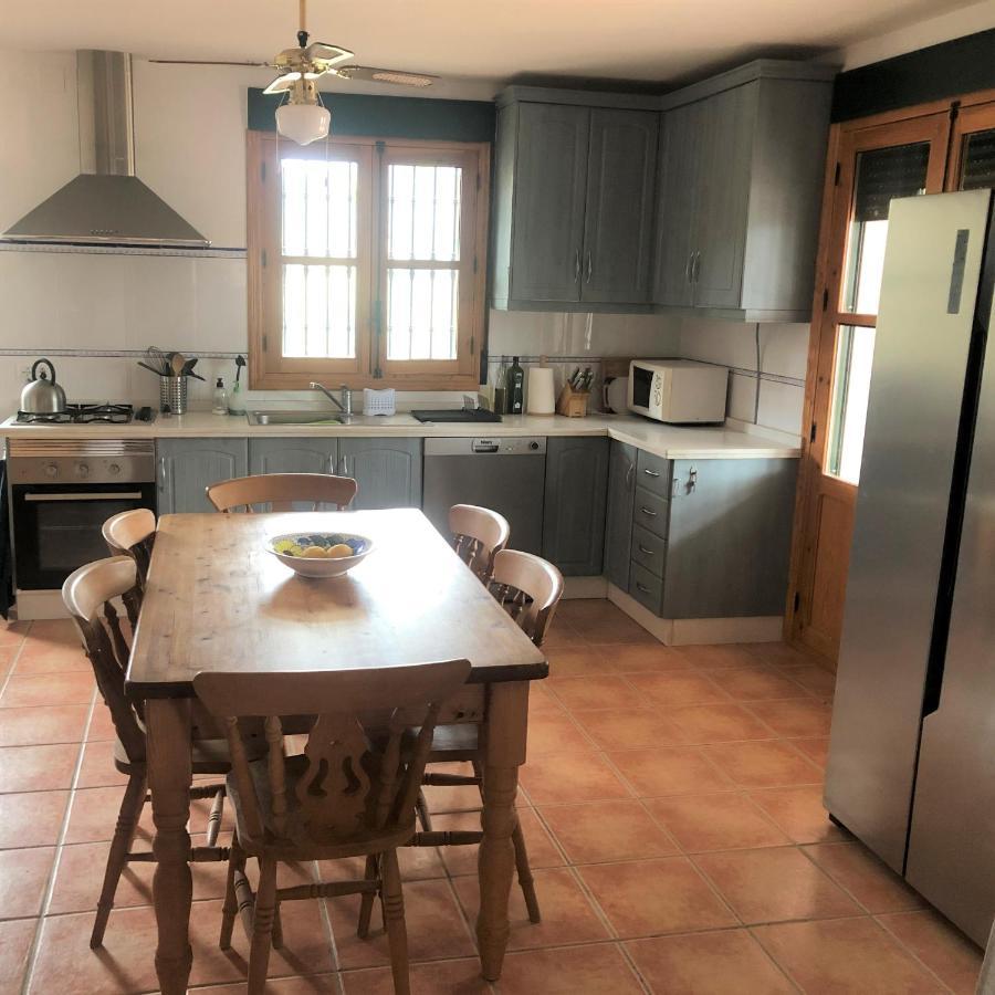 Cortijo Rocas Altas Villa Iznájar Exteriör bild